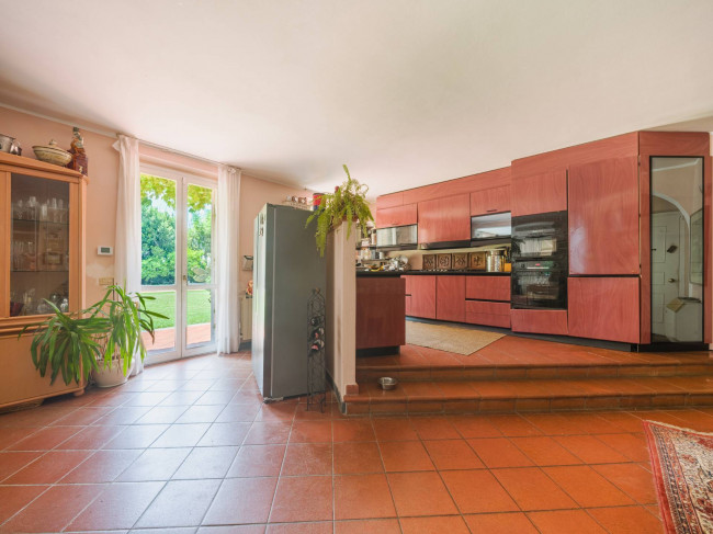 Villa in vendita a Massarosa