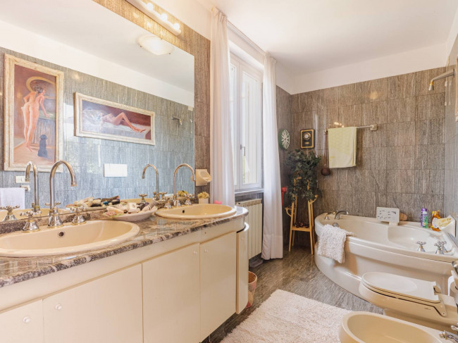 Villa in vendita a Massarosa