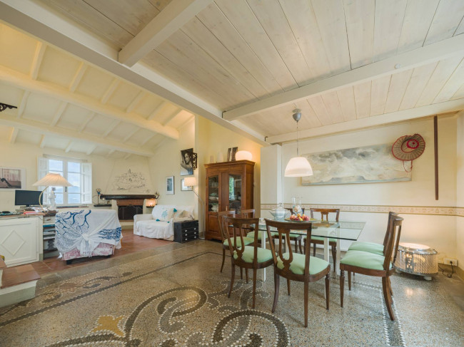 Rustico - Casale in vendita a Camaiore