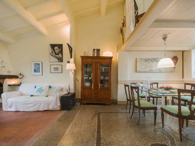 Rustico - Casale in vendita a Camaiore