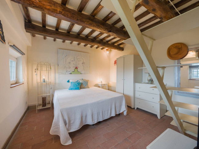 Rustico - Casale in vendita a Camaiore