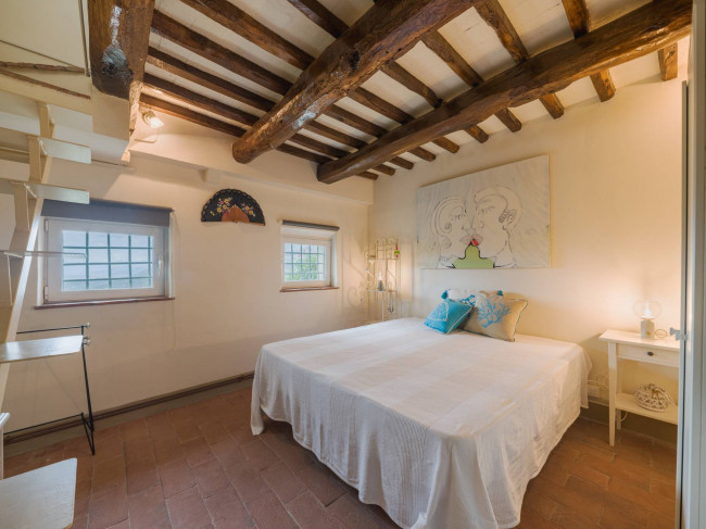 Rustico - Casale in vendita a Camaiore