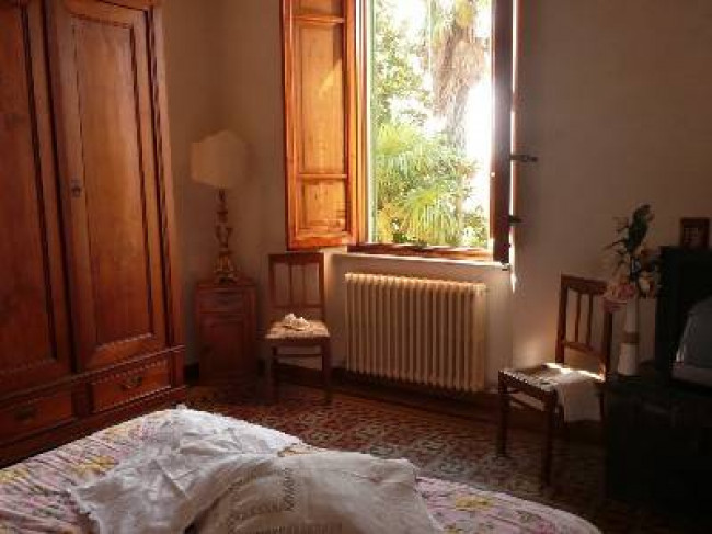 Villa for sale in Camaiore