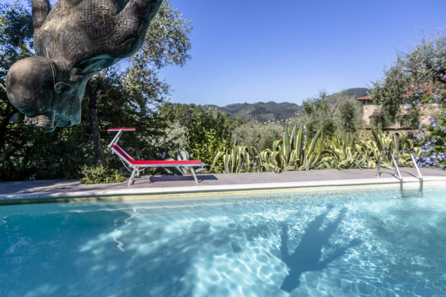 Rustico - Casale in vendita a Camaiore