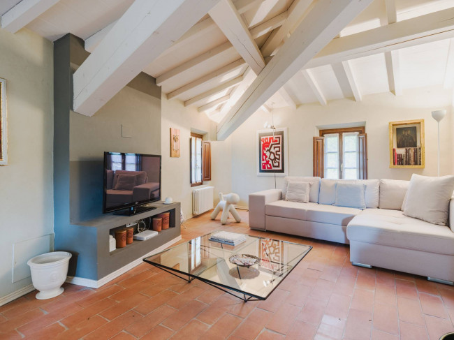 Appartamento in vendita a Camaiore