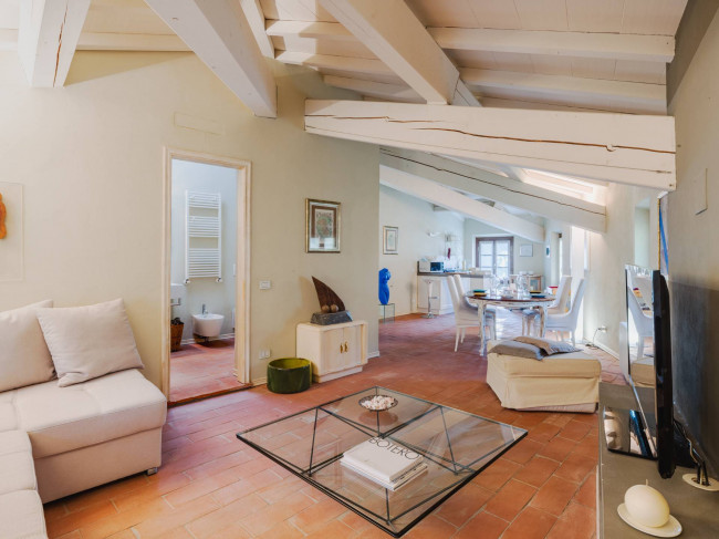 Appartamento in vendita a Camaiore