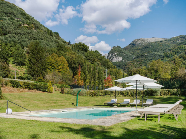 Appartamento in vendita a Camaiore