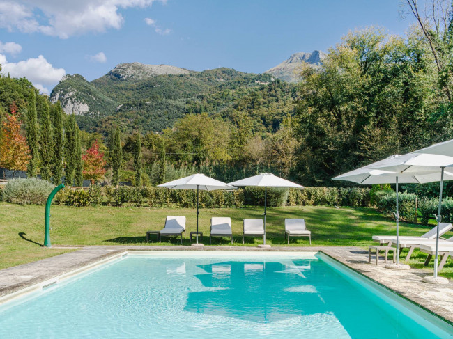 Appartamento in vendita a Camaiore