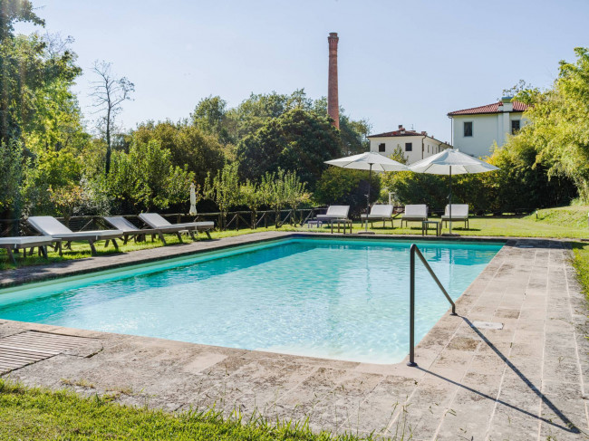 Appartamento in vendita a Camaiore