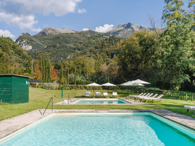 Appartamento in vendita a Camaiore