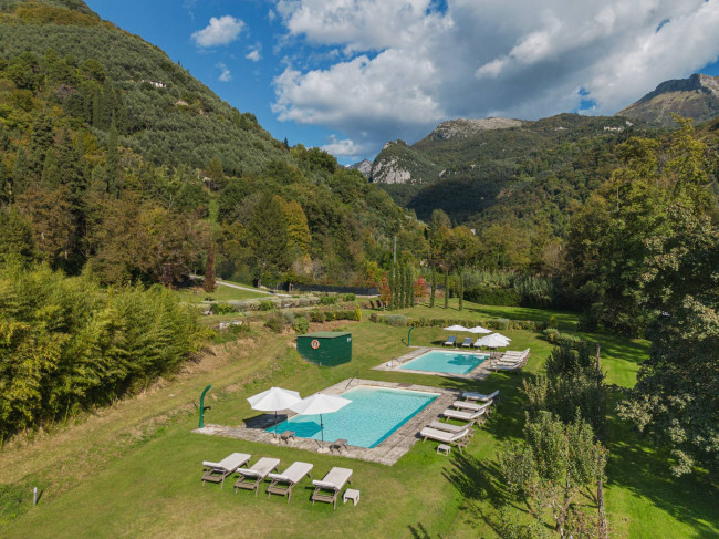 Appartamento in vendita a Camaiore