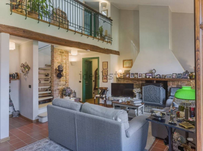 Rustico - Casale in vendita a Camaiore