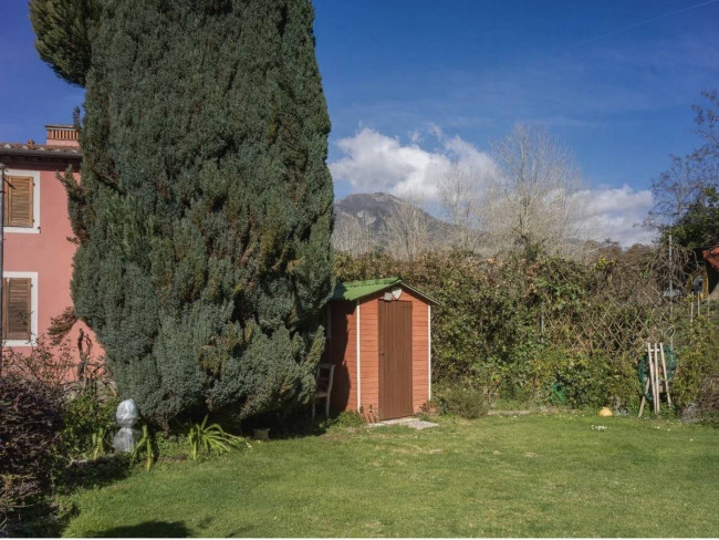 Rustico - Casale in vendita a Camaiore