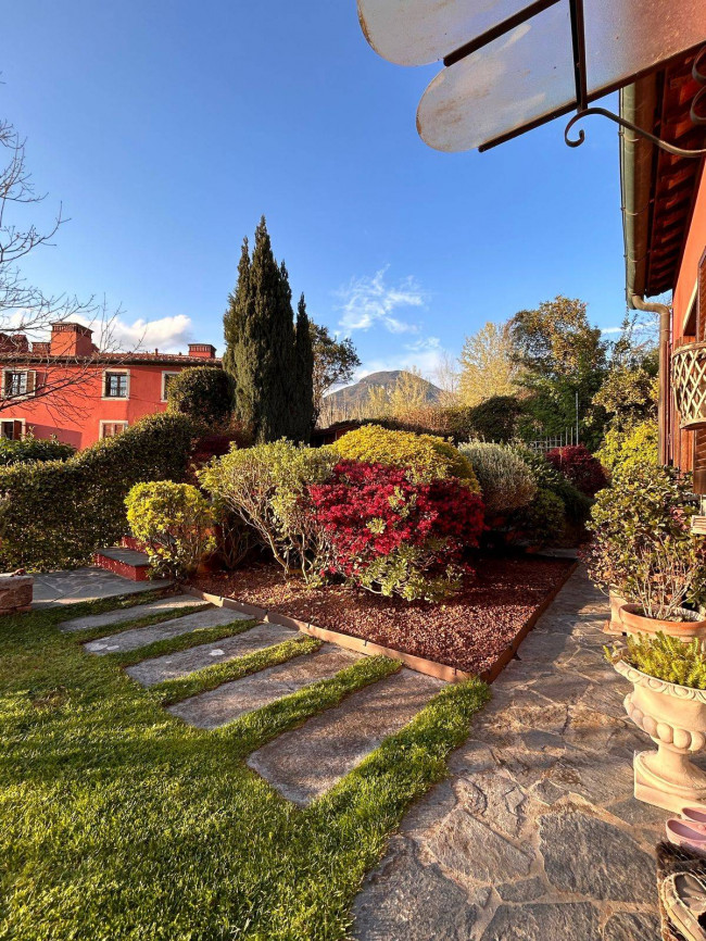 Rustico - Casale in vendita a Camaiore