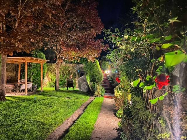 Rustico - Casale in vendita a Camaiore