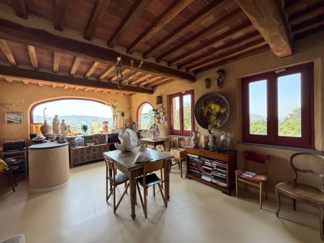 Rustico - Casale in vendita a Camaiore