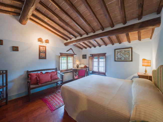Rustico - Casale in vendita a Camaiore