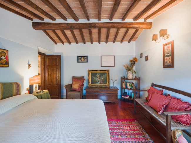 Rustico - Casale in vendita a Camaiore