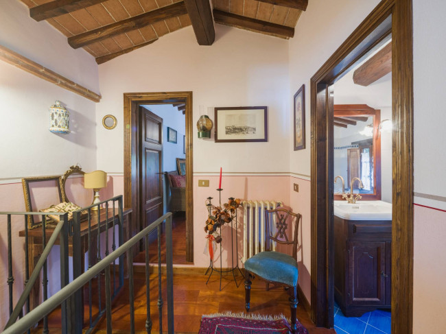 Rustico - Casale in vendita a Camaiore