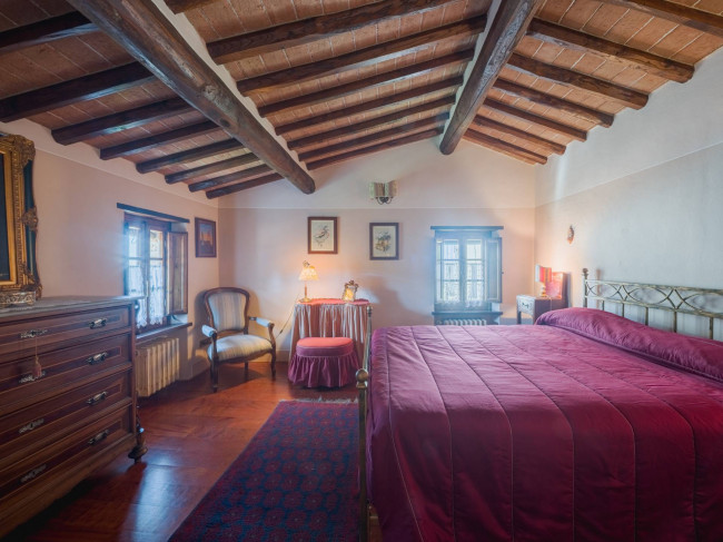 Rustico - Casale in vendita a Camaiore