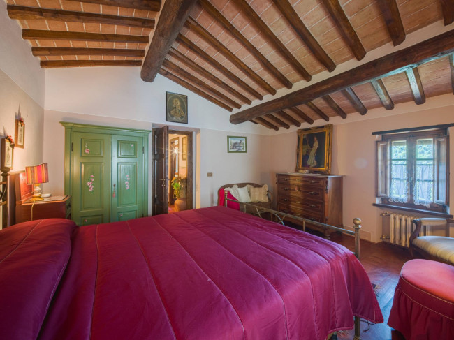Rustico - Casale in vendita a Camaiore
