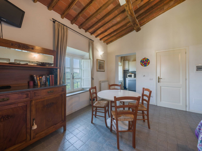 Rustico - Casale in vendita a Camaiore