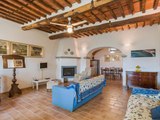Rustico - Casale in vendita a Camaiore