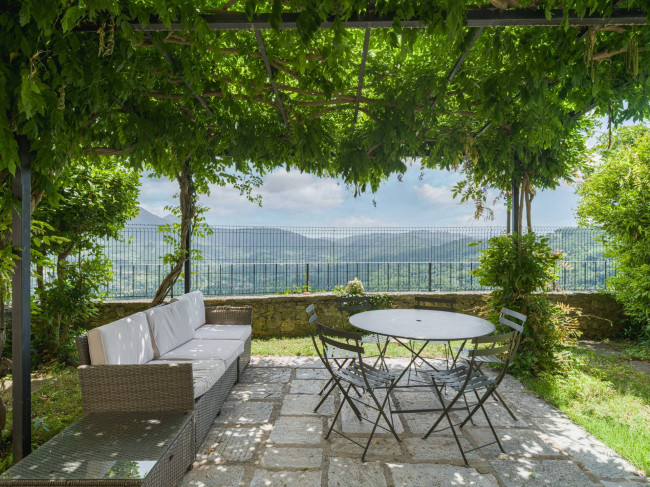 Rustico - Casale in vendita a Camaiore