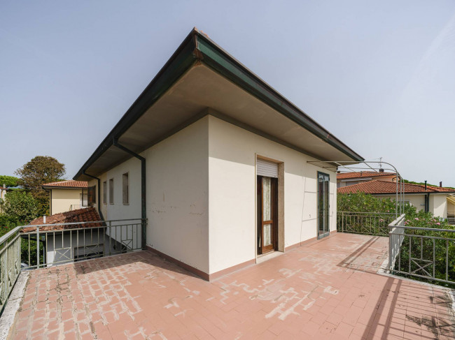 Villette a schiera in vendita a Camaiore