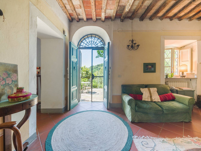 Rustico - Casale in vendita a Camaiore