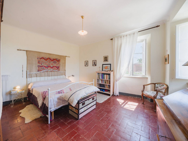 Rustico - Casale in vendita a Camaiore