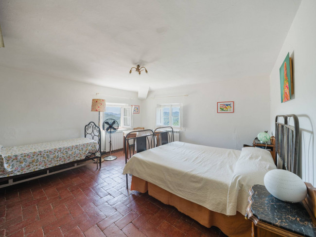 Rustico - Casale in vendita a Camaiore