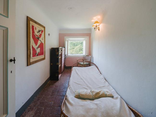 Rustico - Casale in vendita a Camaiore