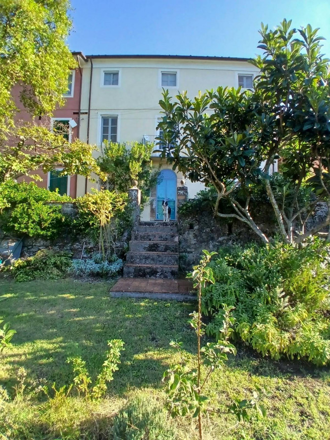 Rustico - Casale in vendita a Camaiore