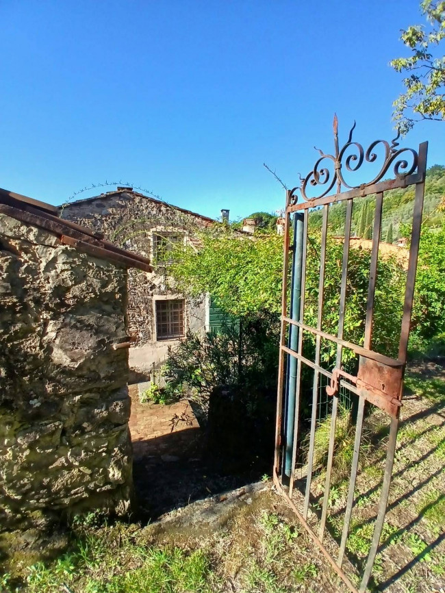 Rustico - Casale in vendita a Camaiore