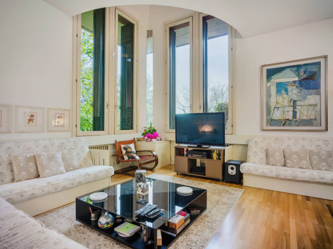 Villa in vendita a Camaiore