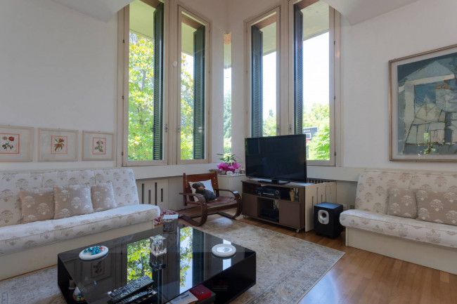 Villa in vendita a Camaiore