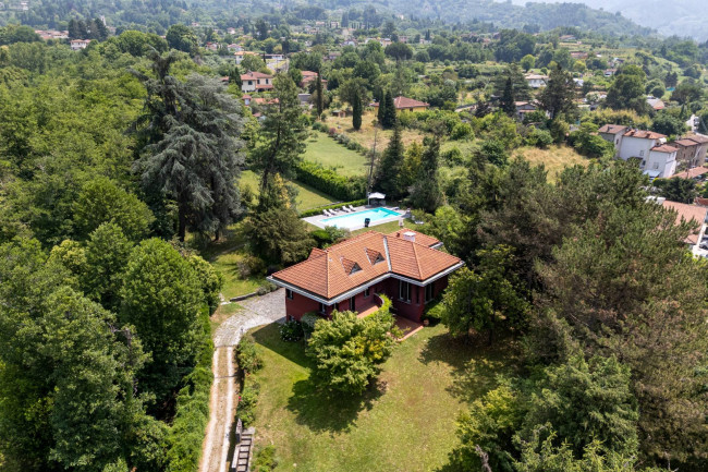 Villa in vendita a Camaiore