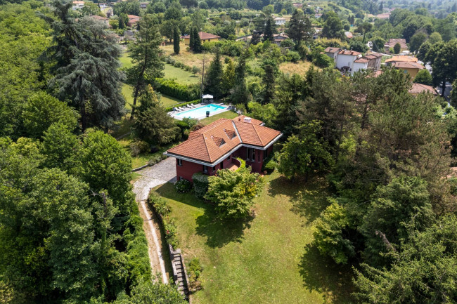 Villa in vendita a Camaiore