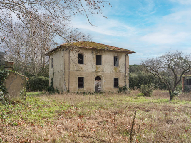 Villa in vendita a Viareggio