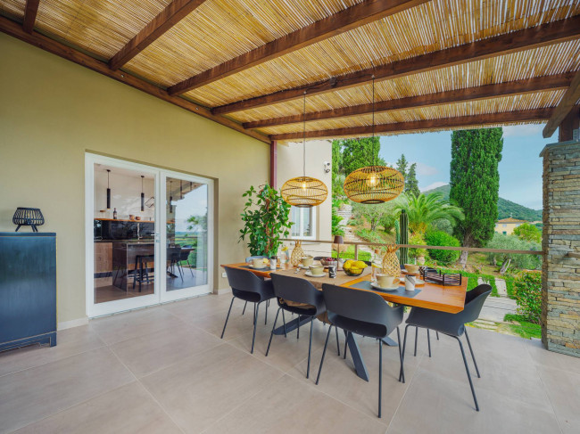 Villa in vendita a Massarosa
