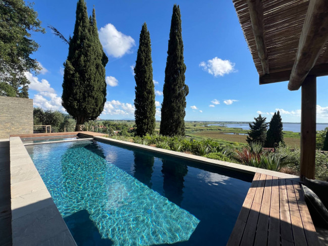 Villa in vendita a Massarosa