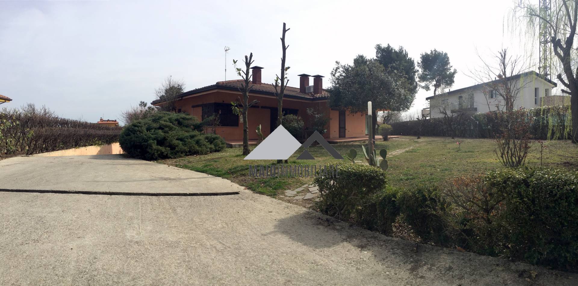 Villa MISANO ADRIATICO vendita  MISANO CAMILLUCCIA  Maio Immobiliare