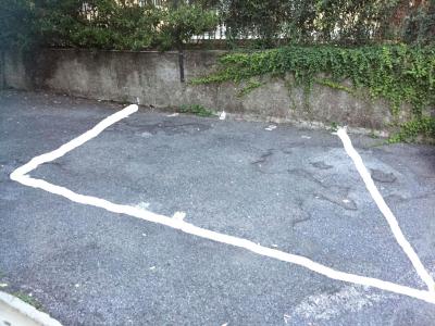 Posto auto scoperto in Vendita a Genova