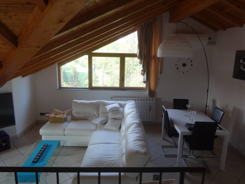 Appartamento in affitto a Albizzate