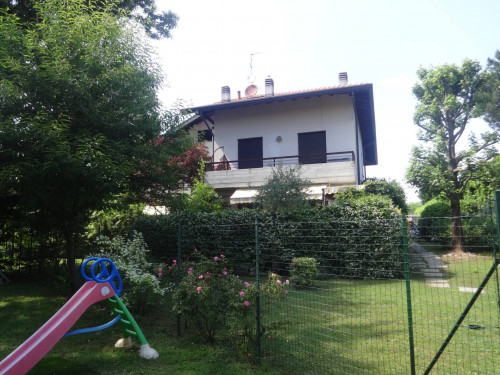 Appartamento in affitto a Albizzate