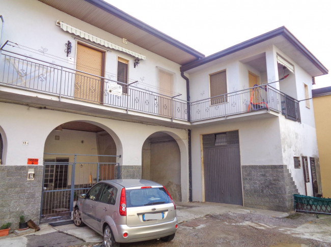 Casa Semindipendente in Vendita a Oggiona con Santo Stefano