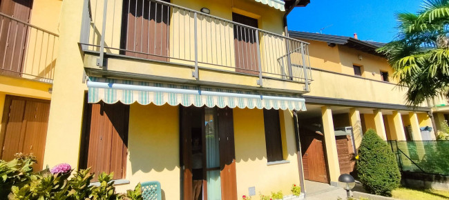 Villette a schiera in vendita a Albizzate
