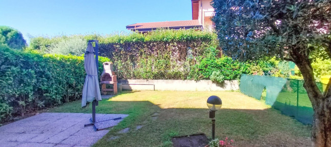 Villette a schiera in vendita a Albizzate