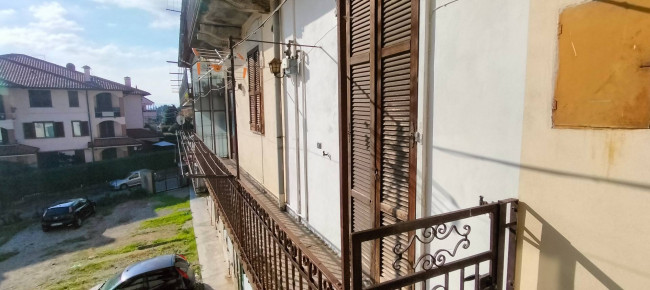 Appartamento in vendita a Jerago con Orago